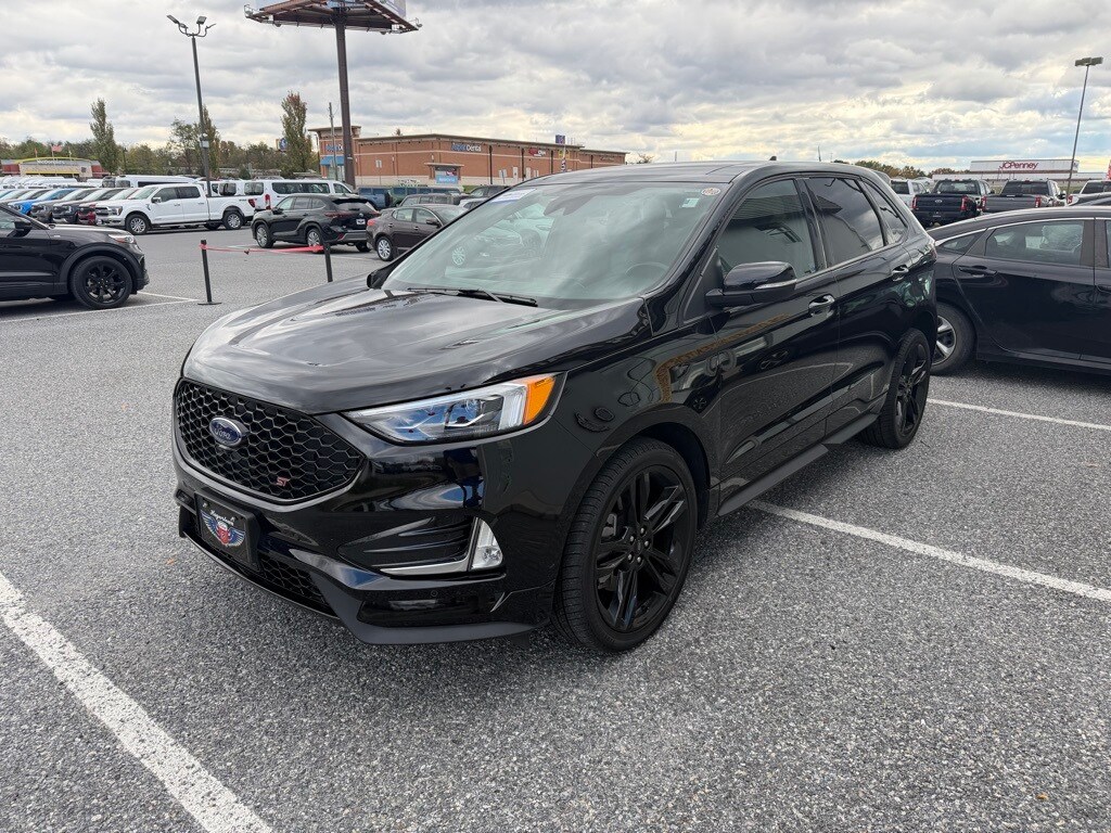 Certified 2024 Ford Edge ST SUV