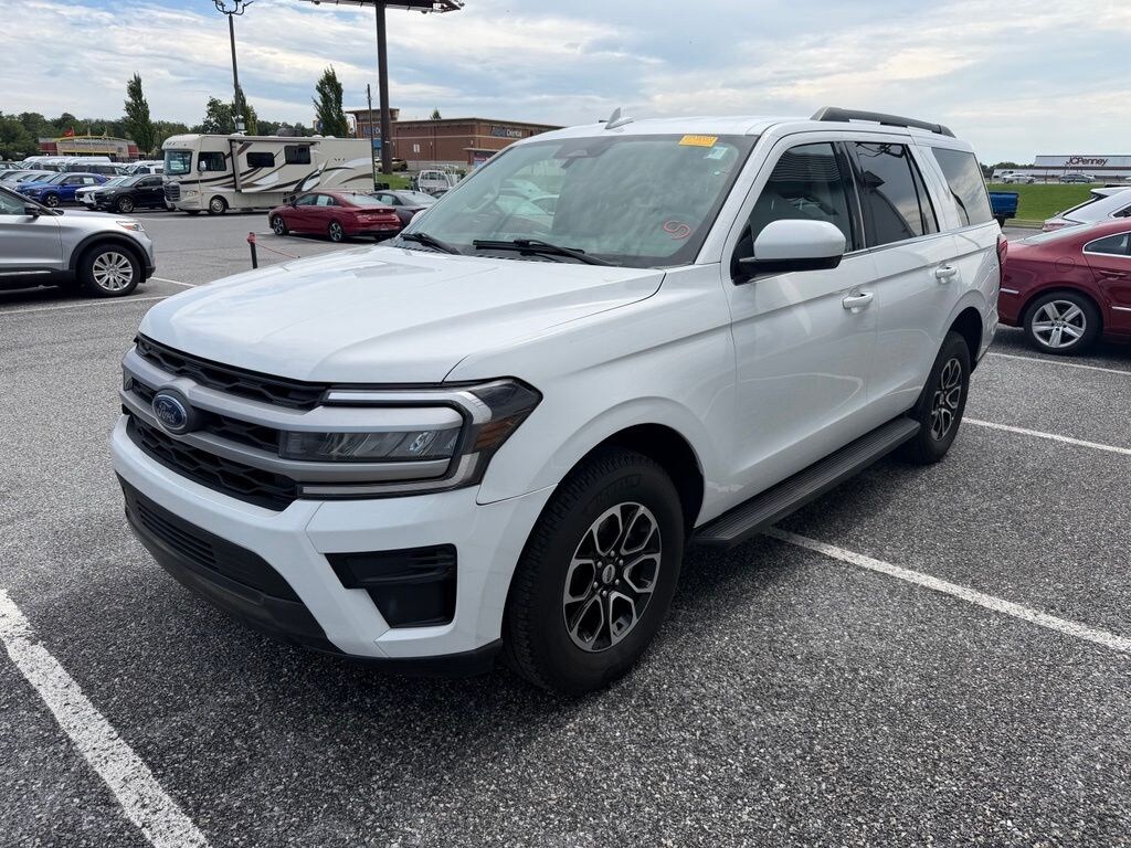 Used 2024 Ford Expedition XLT SUV
