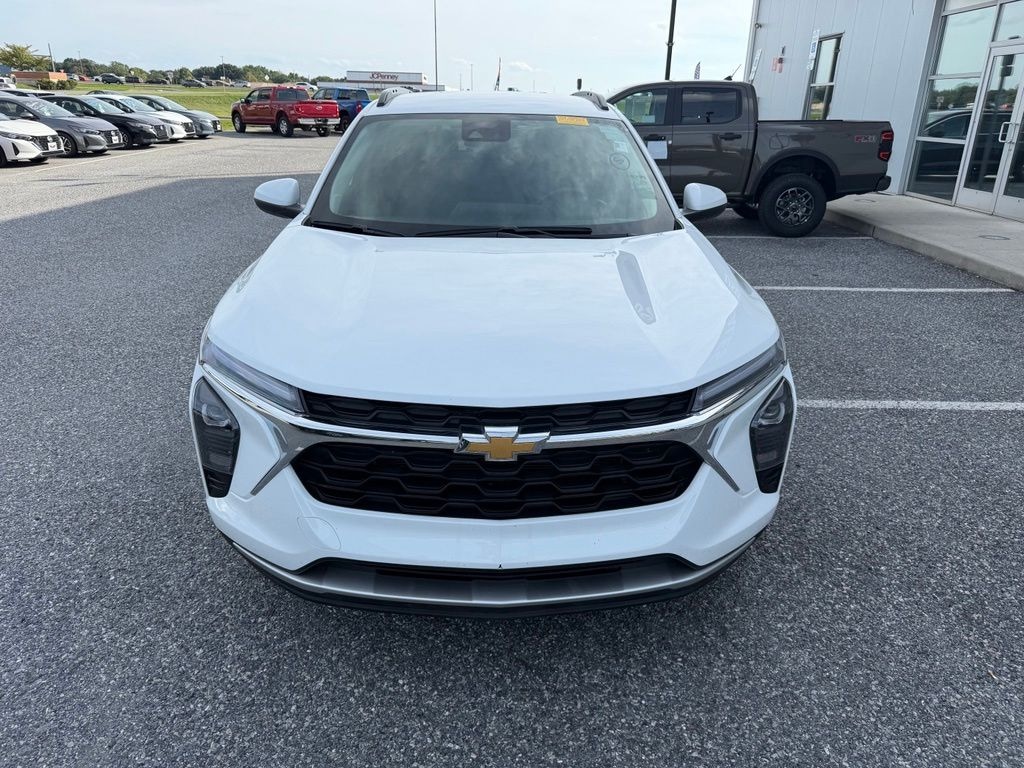 Certified 2025 Chevrolet Trax LT SUV