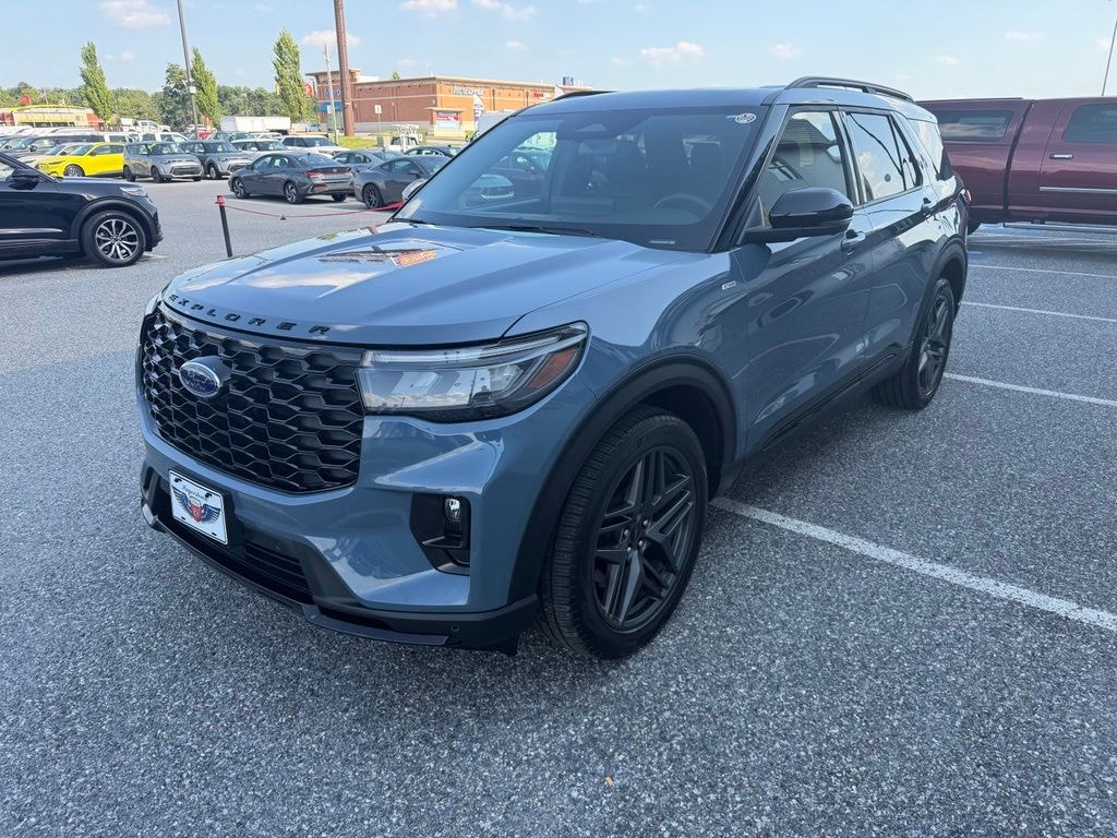 Certified 2025 Ford Explorer ST-Line SUV