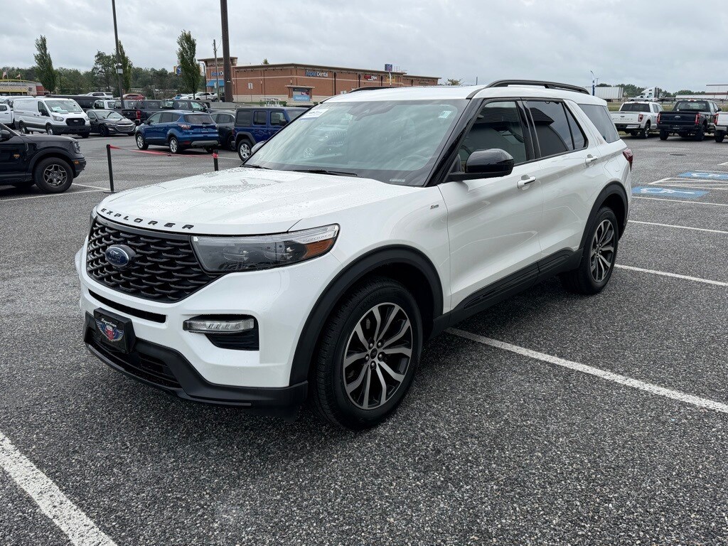 Certified 2022 Ford Explorer ST-Line SUV