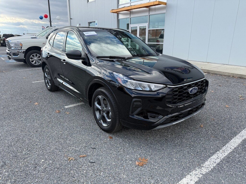 Certified 2023 Ford Escape ST-Line SUV
