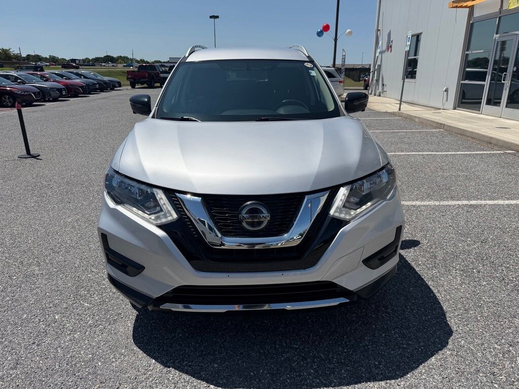 Certified 2018 Nissan Rogue SV SUV