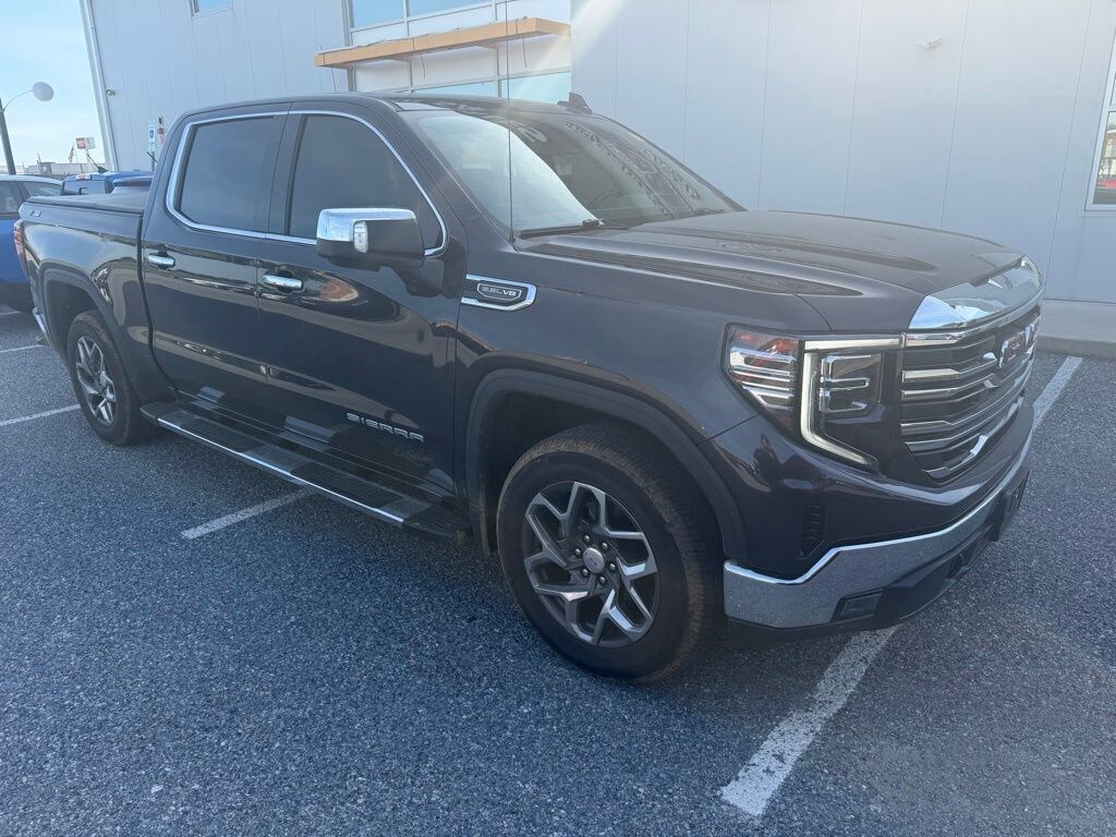 Certified 2022 GMC Sierra 1500 SLT Truck Crew Cab