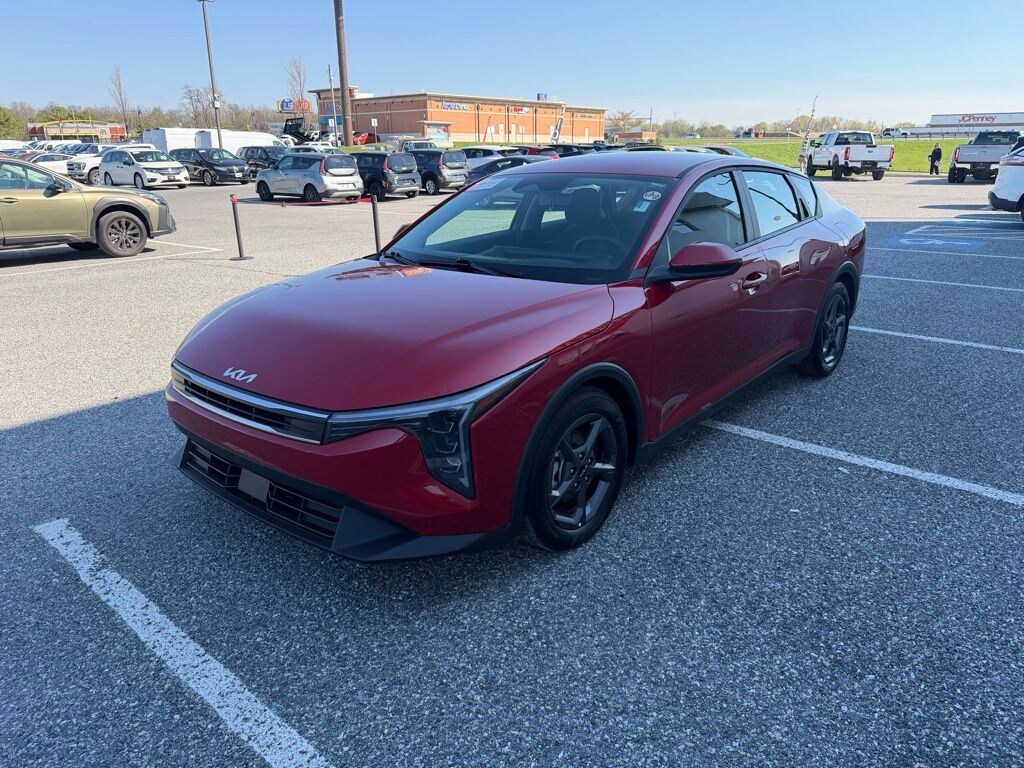Certified 2025 Kia K4 LXS Sedan