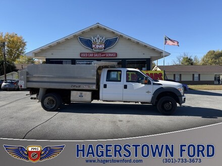 2015 Ford F-550 Chassis Truck Crew Cab