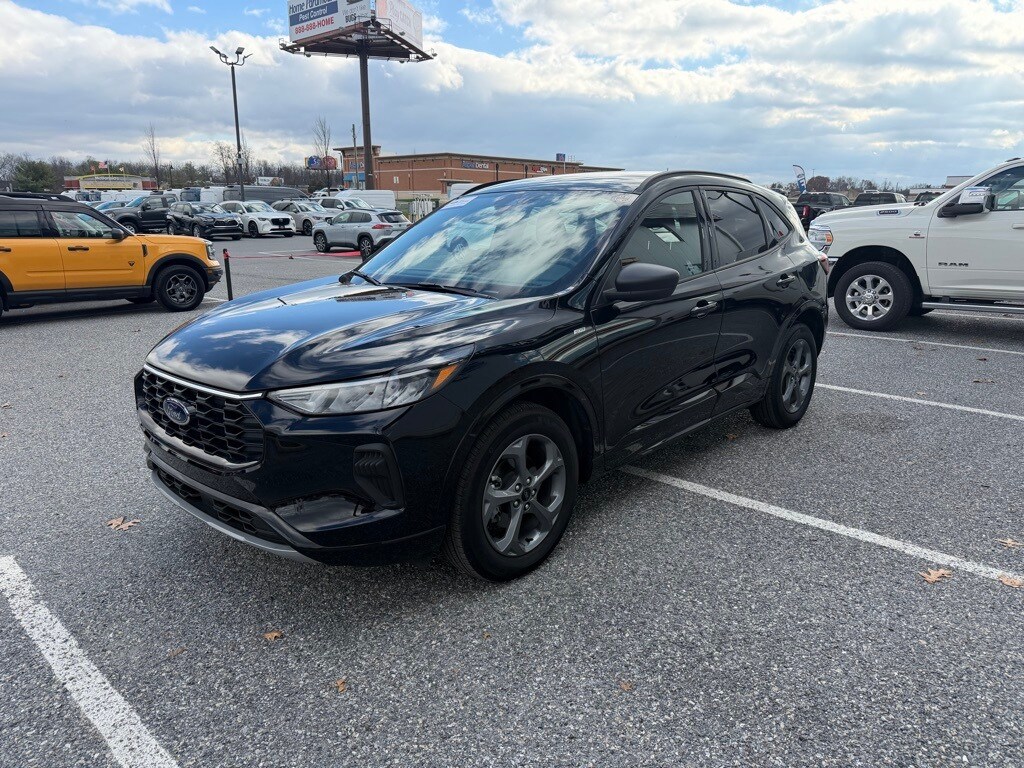 Certified 2023 Ford Escape ST-Line SUV