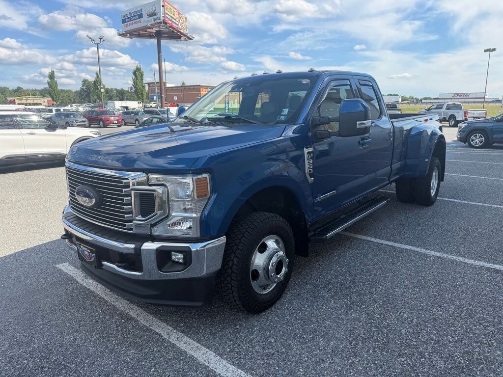 Certified 2022 Ford F-350 Lariat Super Duty EXTENDED CAB LONG BED TRUCK