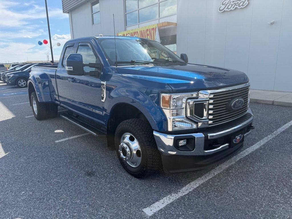 Certified 2022 Ford F-350 Lariat Super Duty EXTENDED CAB LONG BED TRUCK