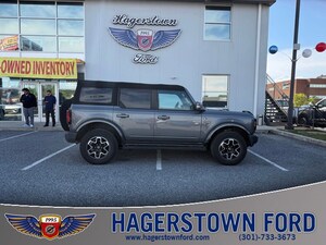 2022 Ford Bronco Outer Banks SUV