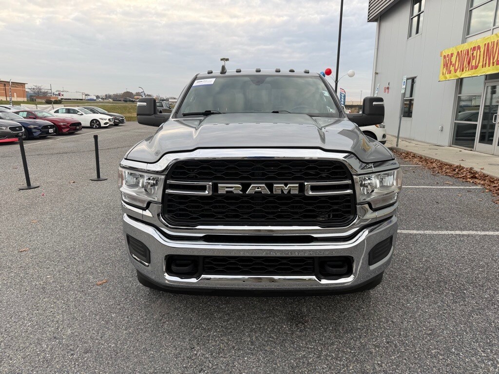 2023 Ram 2500 Tradesman photo 2