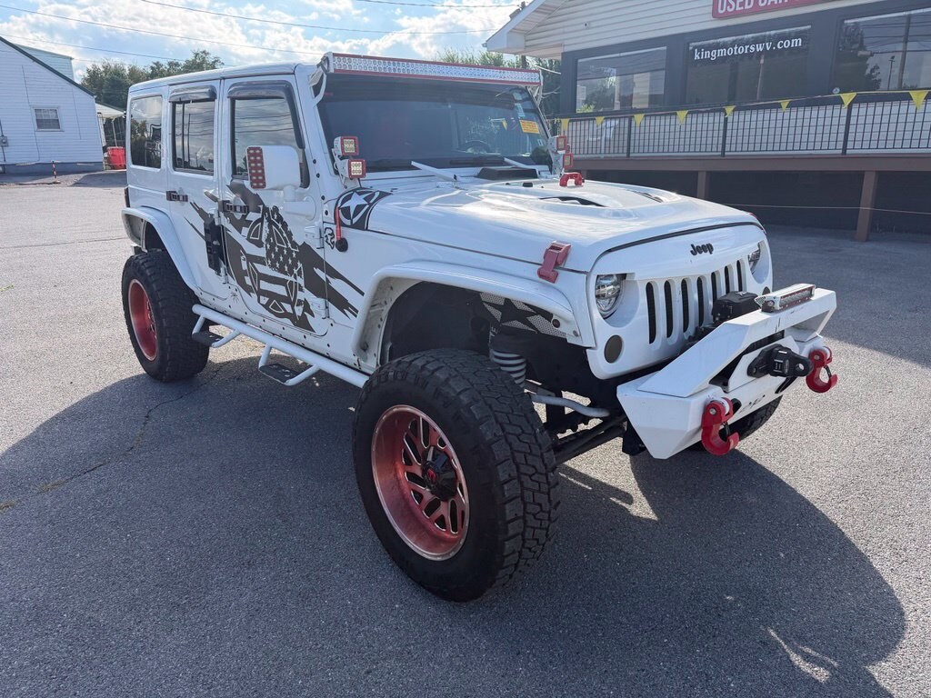 Used 2016 Jeep Wrangler Unlimited Sahara SUV