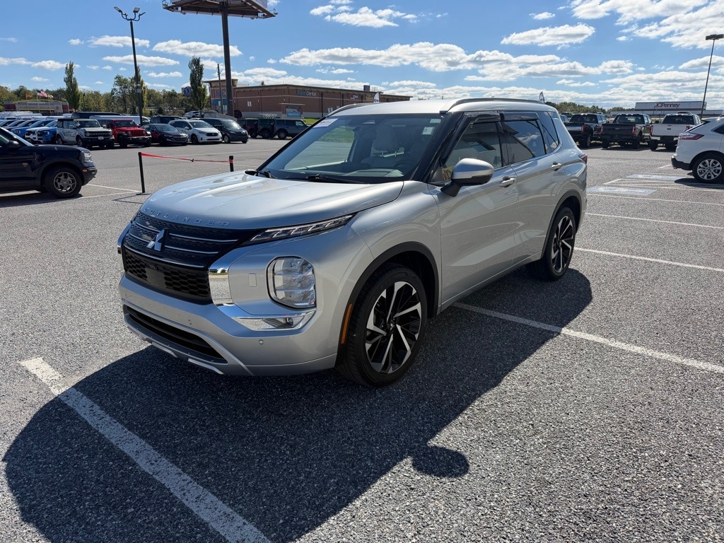 Used 2022 Mitsubishi Outlander SEL SUV