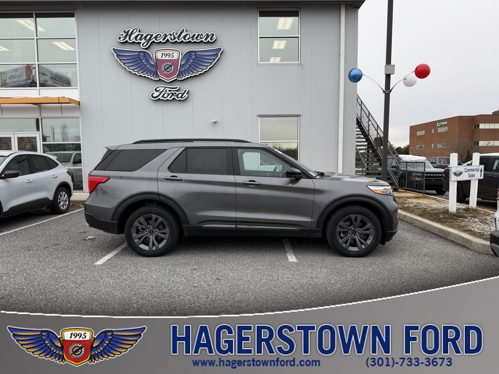 2024 Ford Explorer XLT's photo