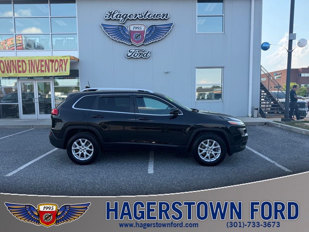 2018 Jeep Cherokee Latitude Plus 4X4's photo