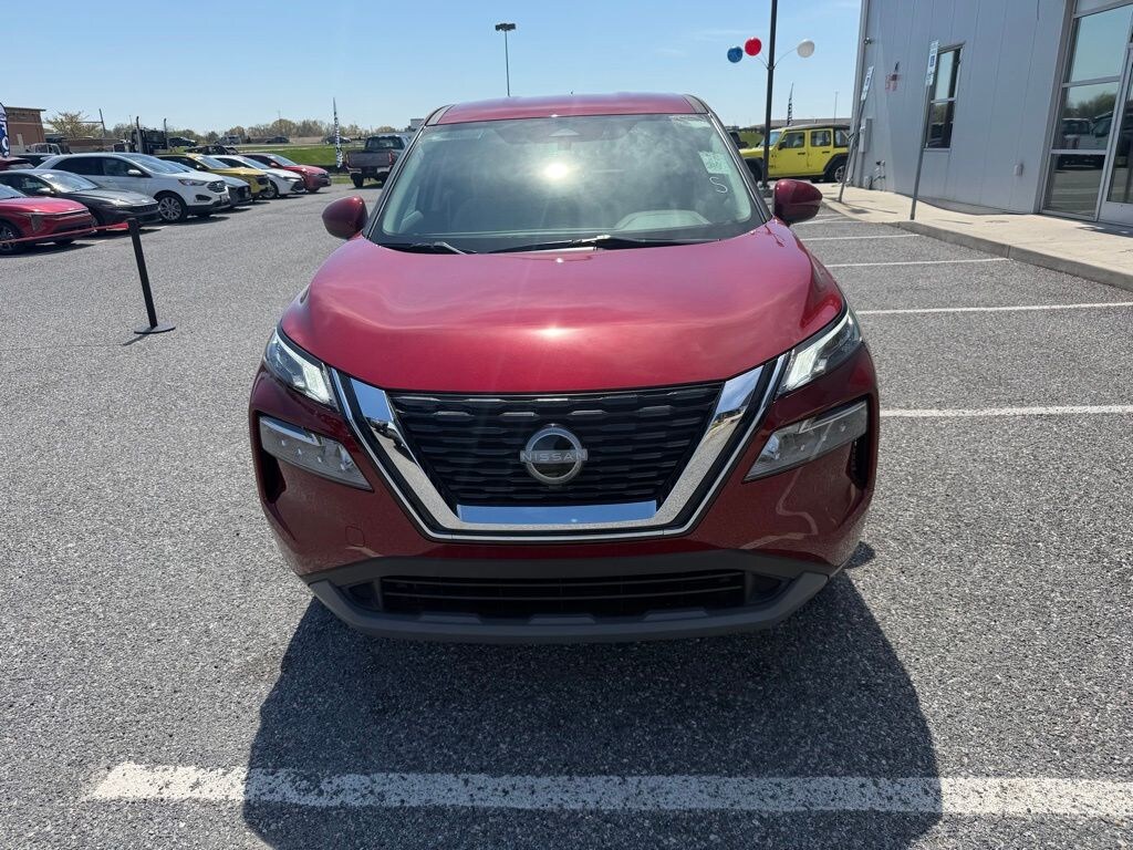 Used 2023 Nissan Rogue SV SUV