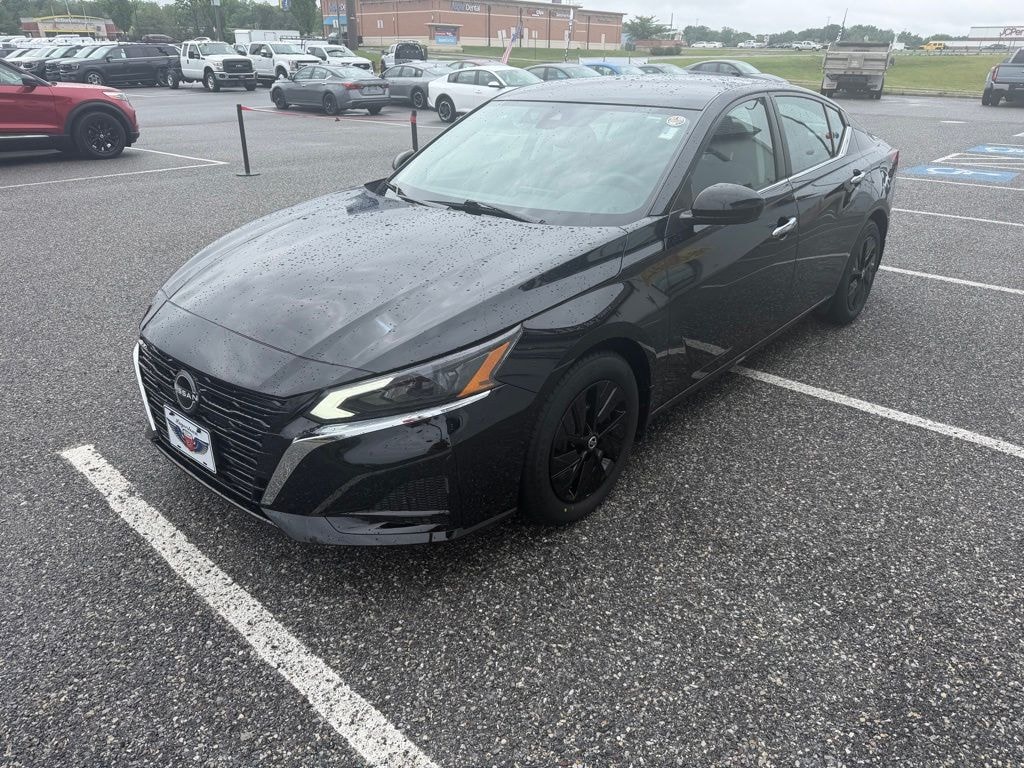 Used 2023 Nissan Altima 2.5 S SEDAN