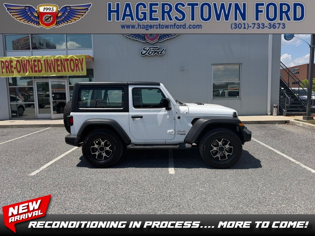 2020 Jeep Wrangler Sport's photo