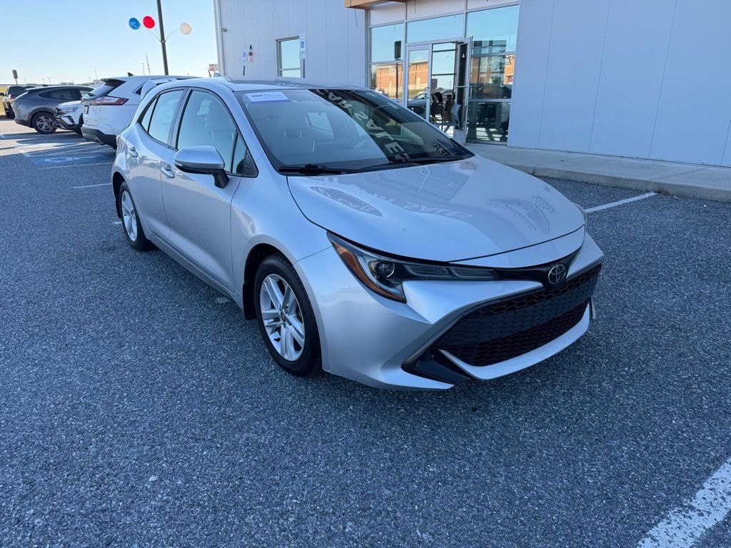 Used 2022 Toyota Corolla SE HATCHBACK