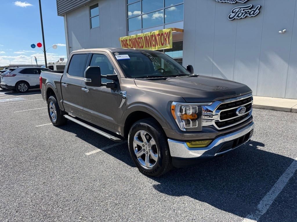 Certified 2022 Ford F-150 XLT CREW CAB TRUCK