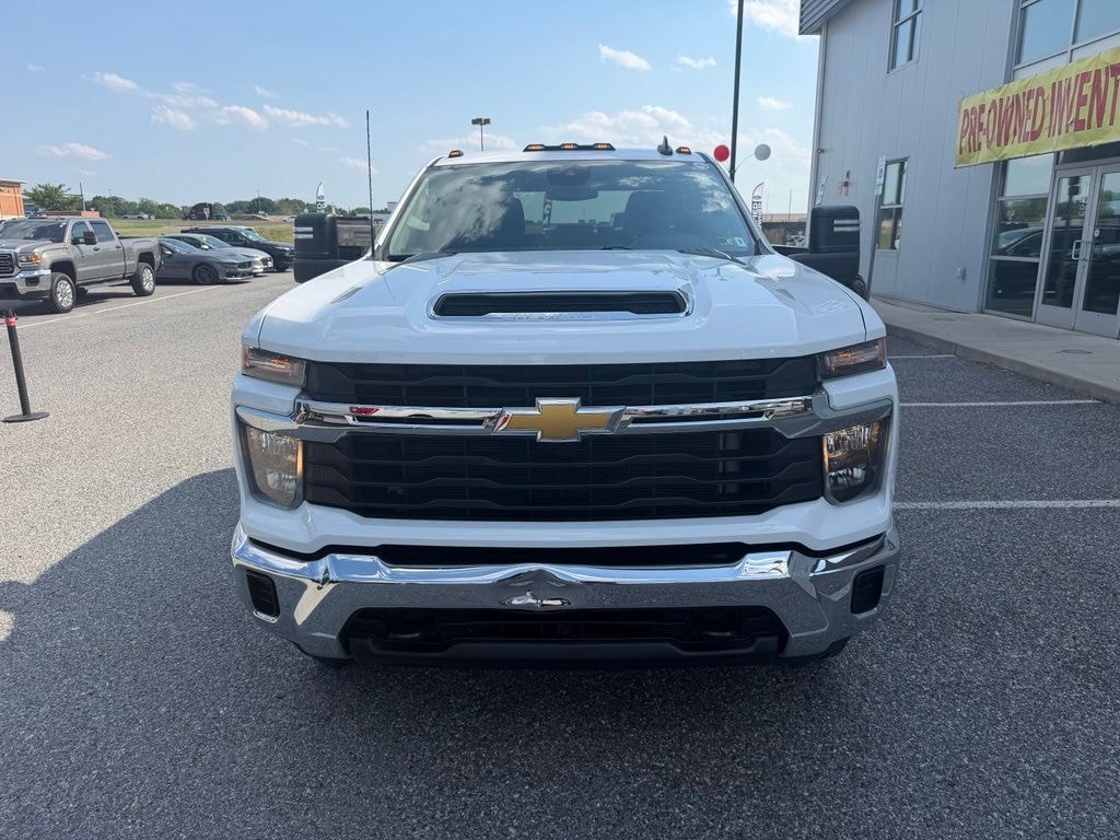 Used 2024 Chevrolet Silverado LT CREW CAB SHORT BED TRUCK