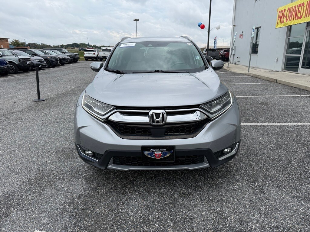 2017 Honda CR-V Touring photo 2