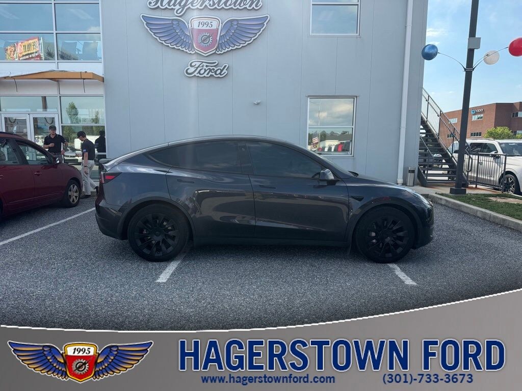 Used 2024 Tesla Model Y Long Range SUV