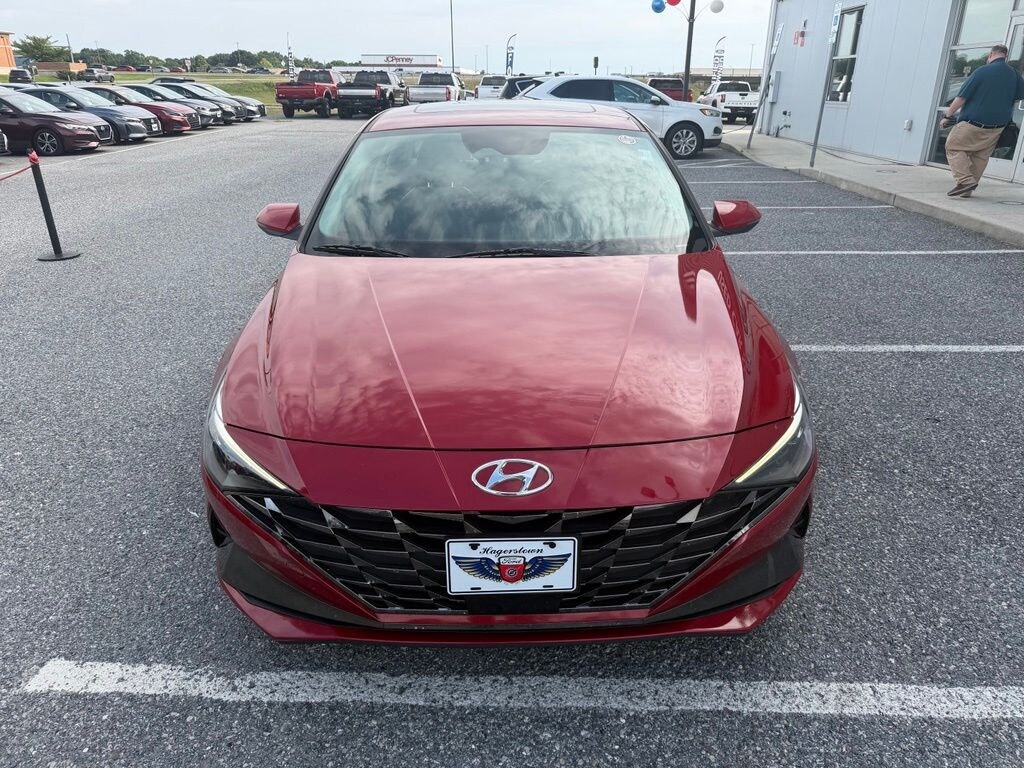 Used 2023 Hyundai Elantra Limited SEDAN