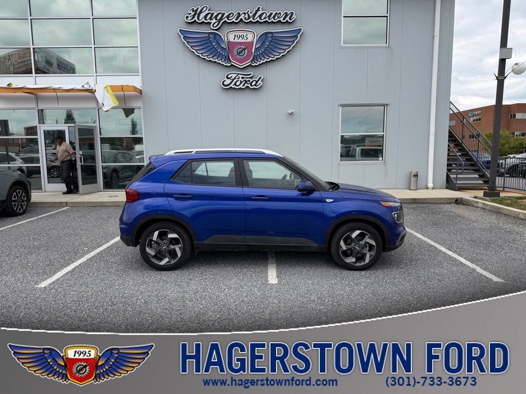 Used 2026 Hyundai Venue SEL SUV