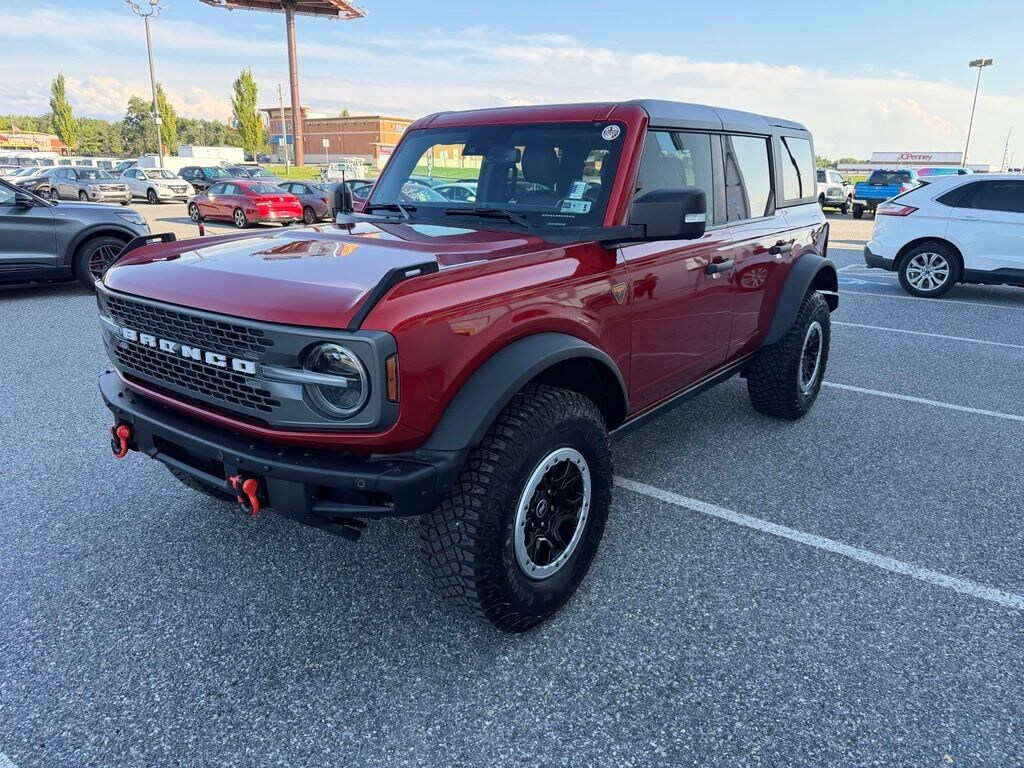 Used 2023 Ford Bronco Badlands SUV