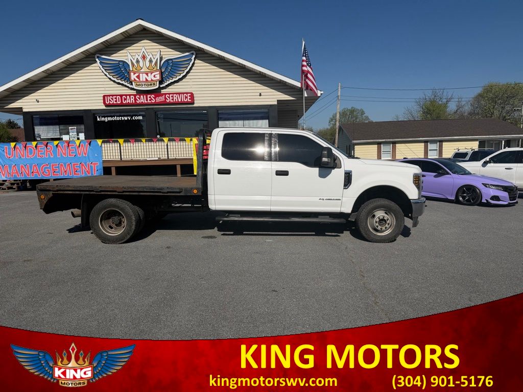 2019 Ford F-350 Super Duty Chassis Cab XLT