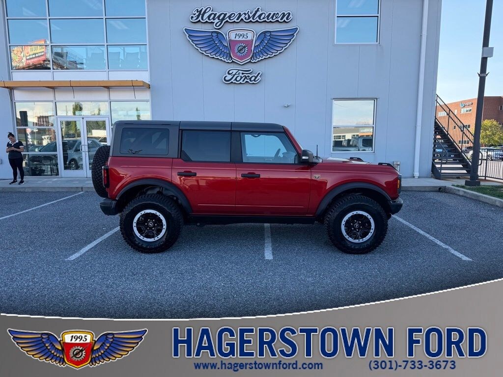 Used 2023 Ford Bronco Badlands SUV