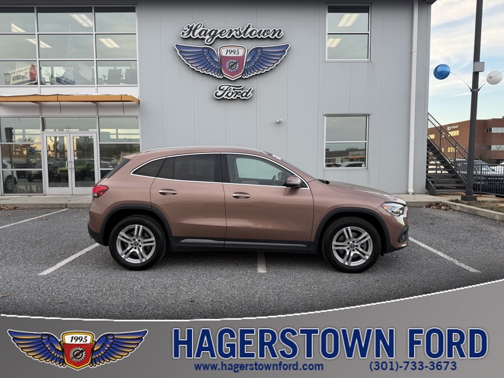 2021 Mercedes-Benz GLA GLA250's photo