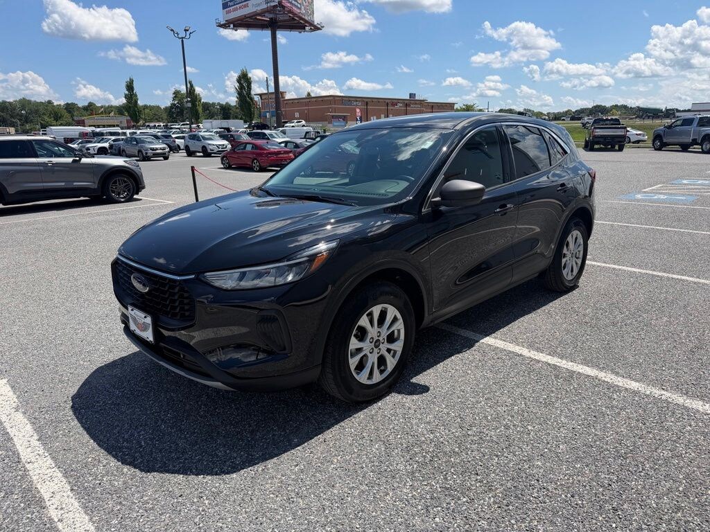 Used 2024 Ford Escape Active SUV