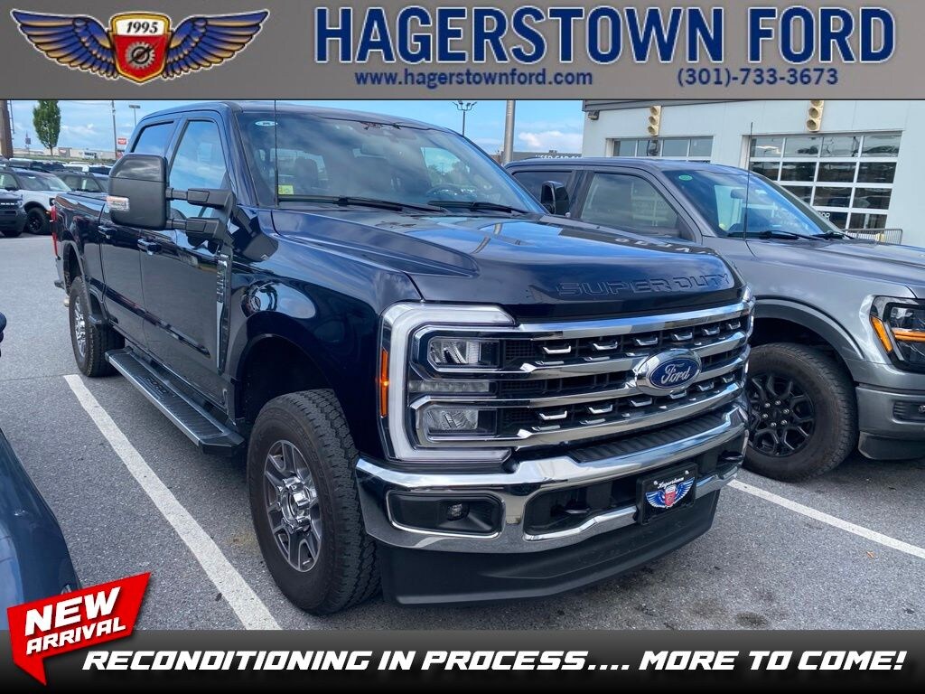 Used 2024 Ford F-250 Lariat Crew Cab Truck