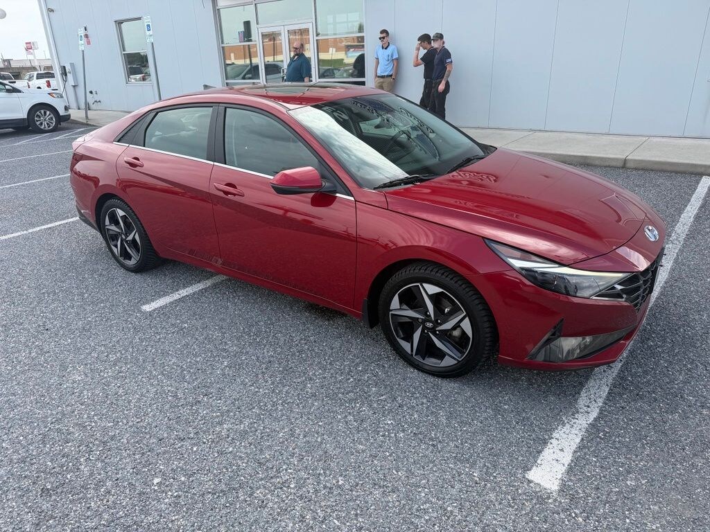 Used 2023 Hyundai Elantra Limited SEDAN
