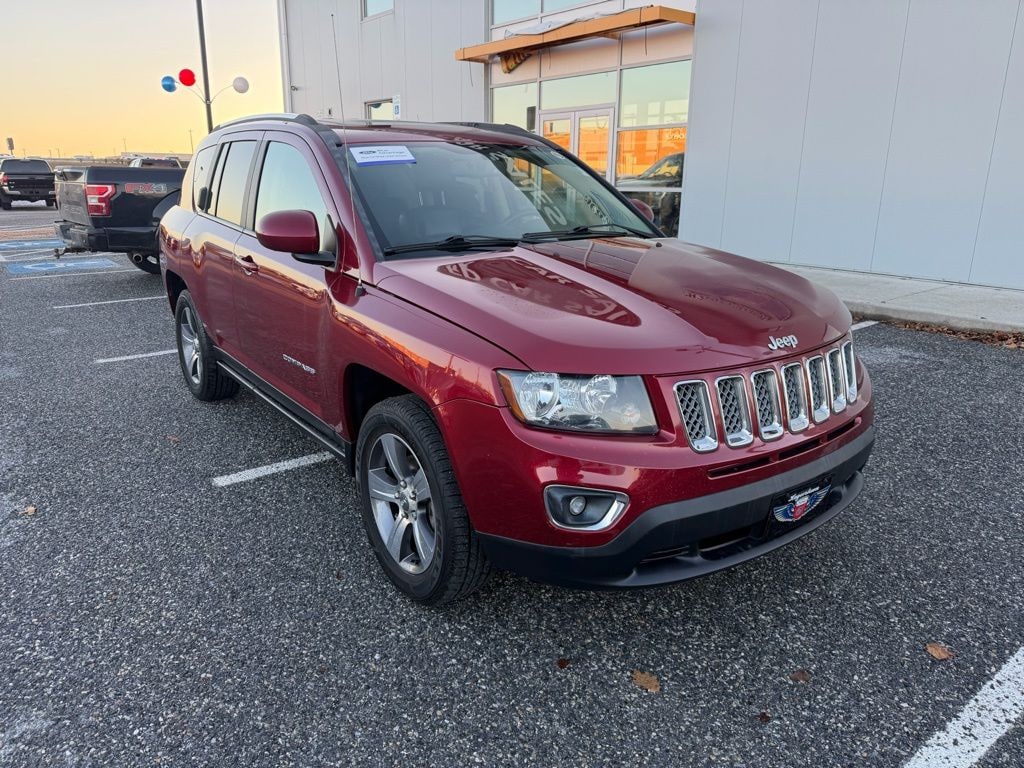 Used 2017 Jeep Compass Latitude SUV