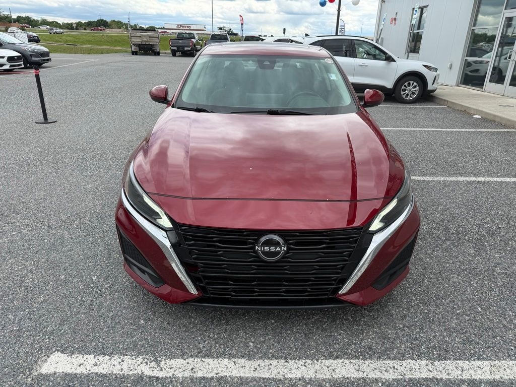 Used 2023 Nissan Altima 2.5 SV Sedan