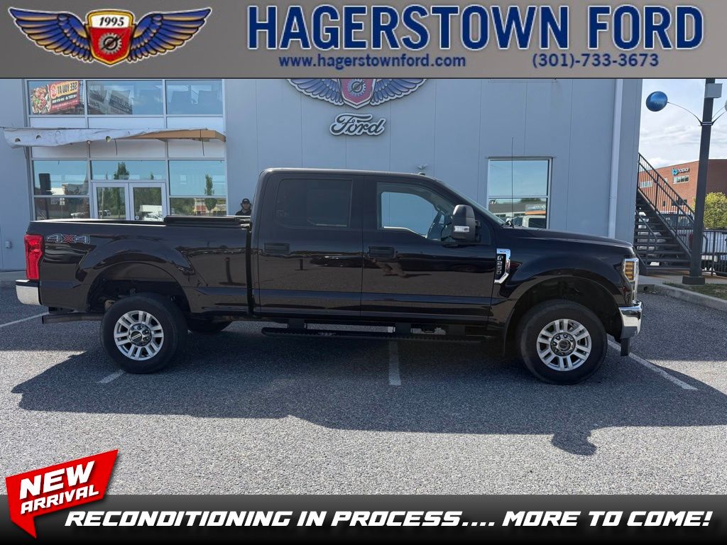2019 Ford F-250 XLT 4x4 Crew Cab 6-3/4' Box's photo