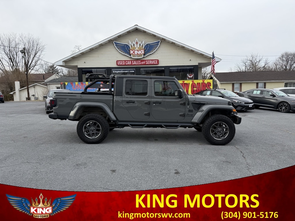 2020 Jeep Gladiator Overland's photo