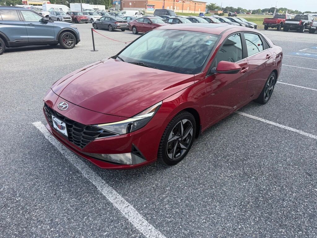 Used 2023 Hyundai Elantra Limited SEDAN