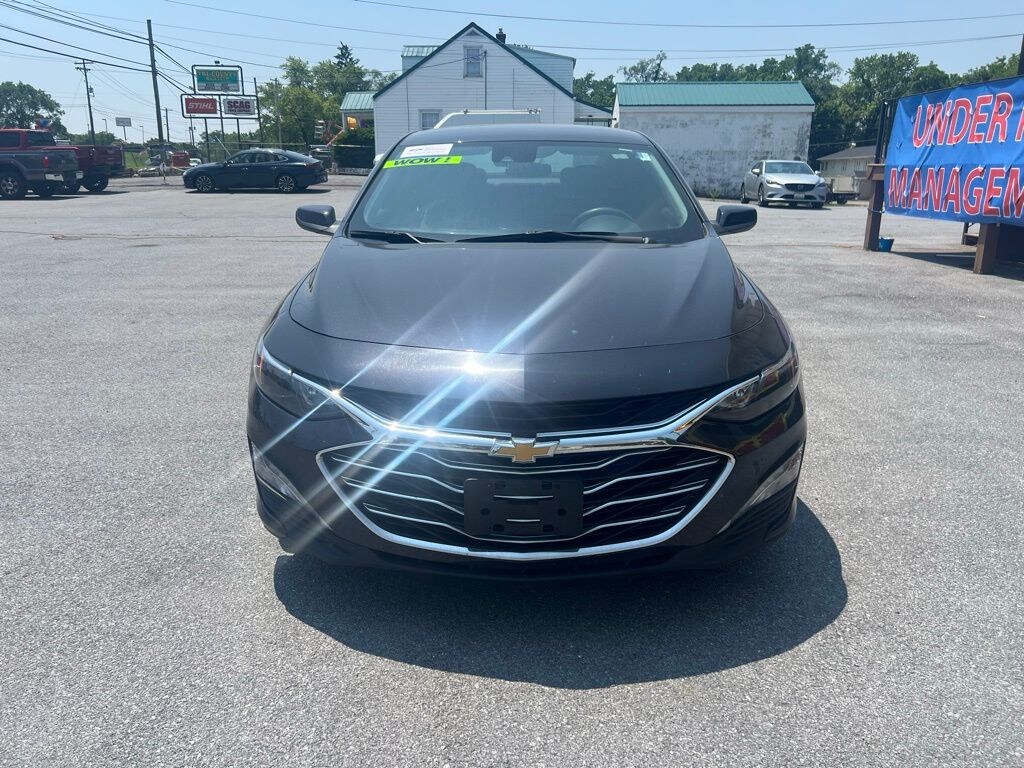 Used 2023 Chevrolet Malibu LT w/1LT Sedan