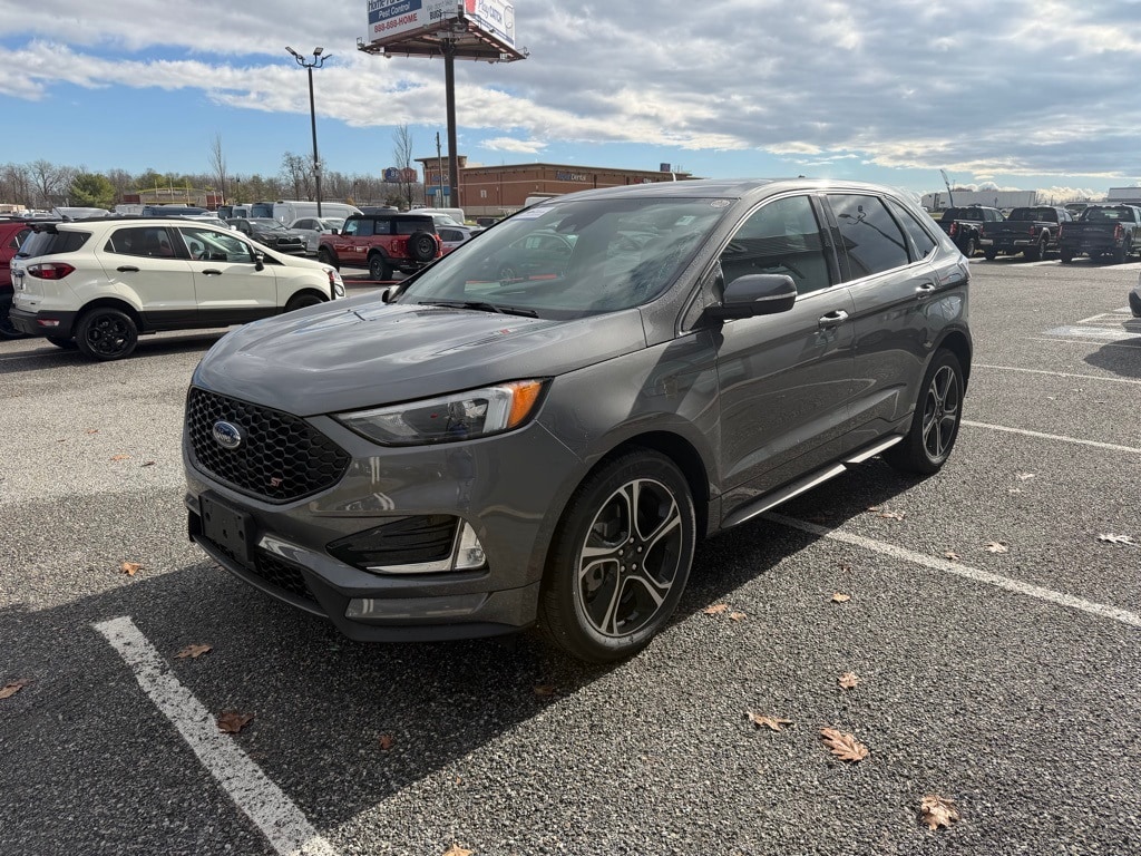 Used 2023 Ford Edge ST SUV