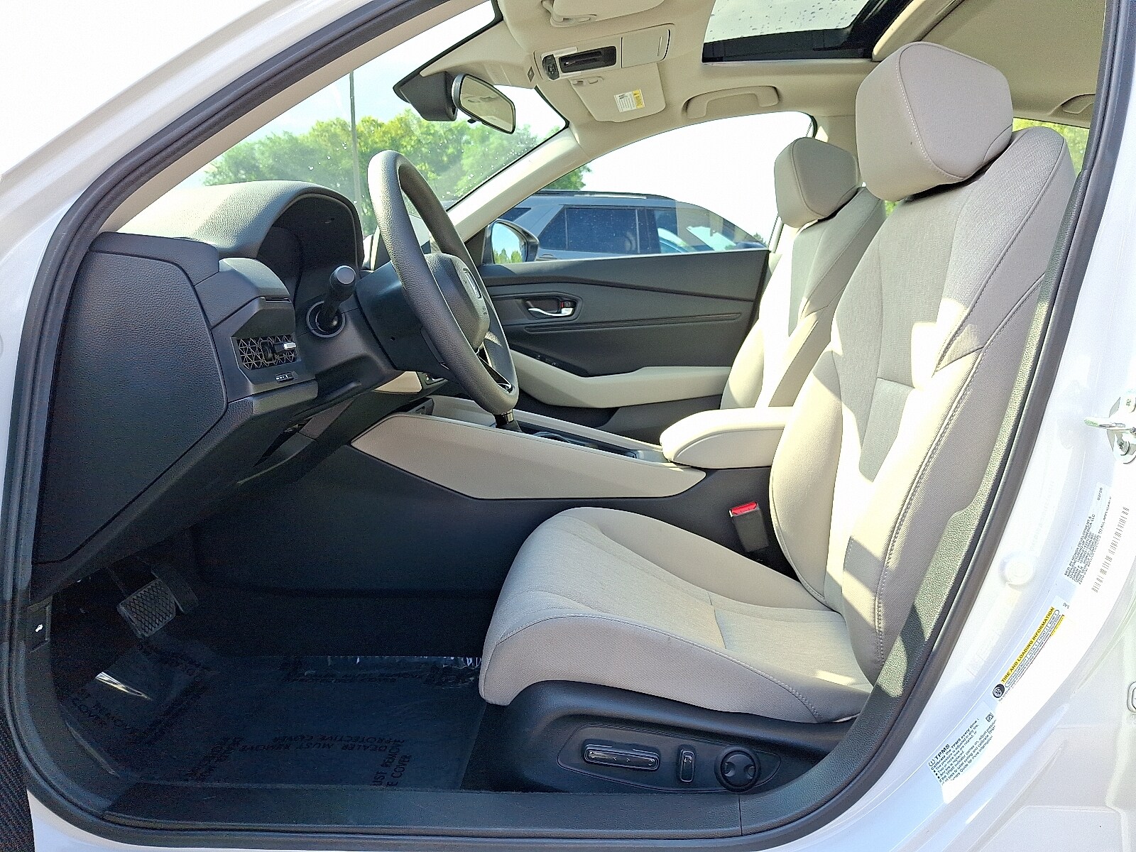 2026 Honda Accord SE - Photo 13