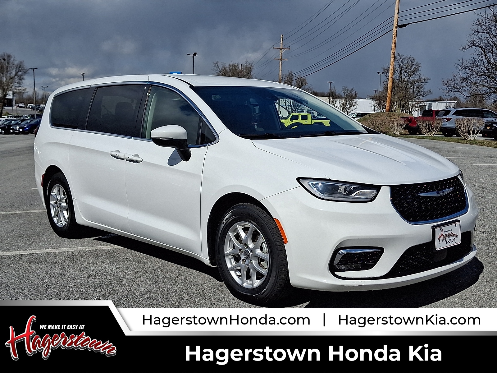 2023 Chrysler Pacifica Touring L