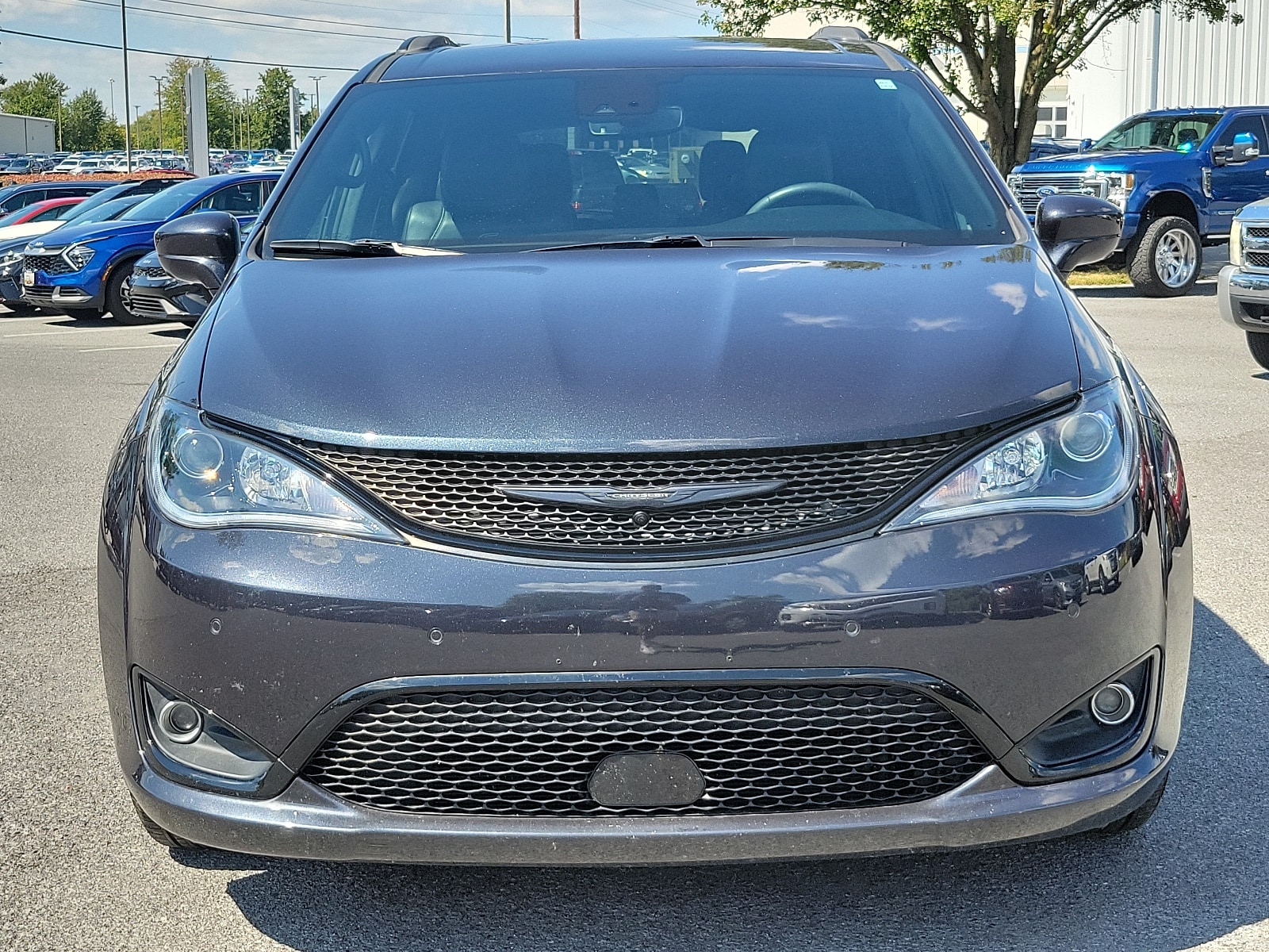 Used 2020 Chrysler Pacifica AWD LAUNCH EDITION with VIN 2C4RC3BG0LR288459 for sale in Hagerstown, MD