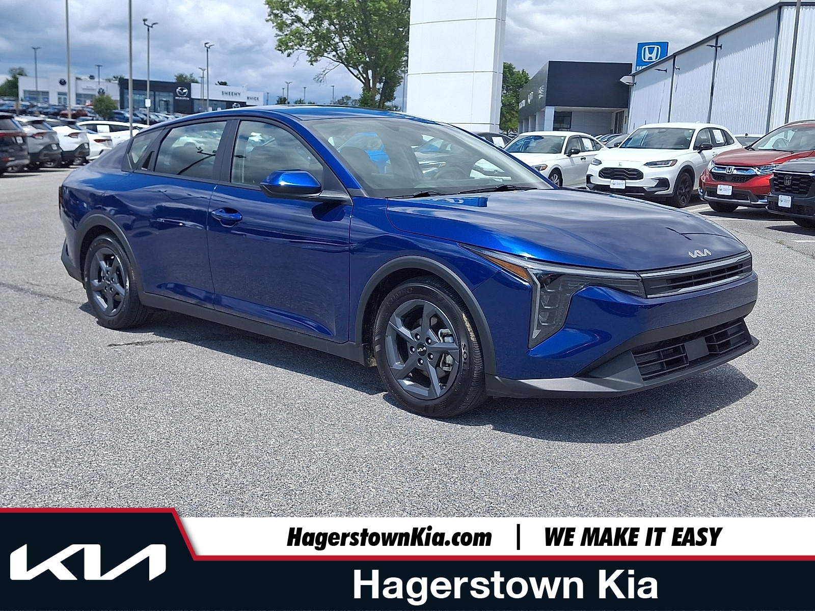 2025 Kia K4 LXS AT's photo