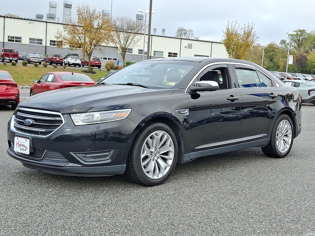 Used 2018 Ford Taurus Limited Sedan