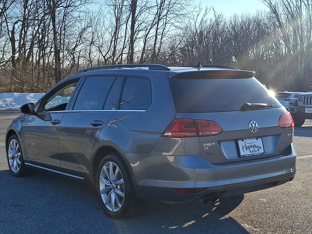 Used 2016 Volkswagen Golf Sportwagen SE Wagon