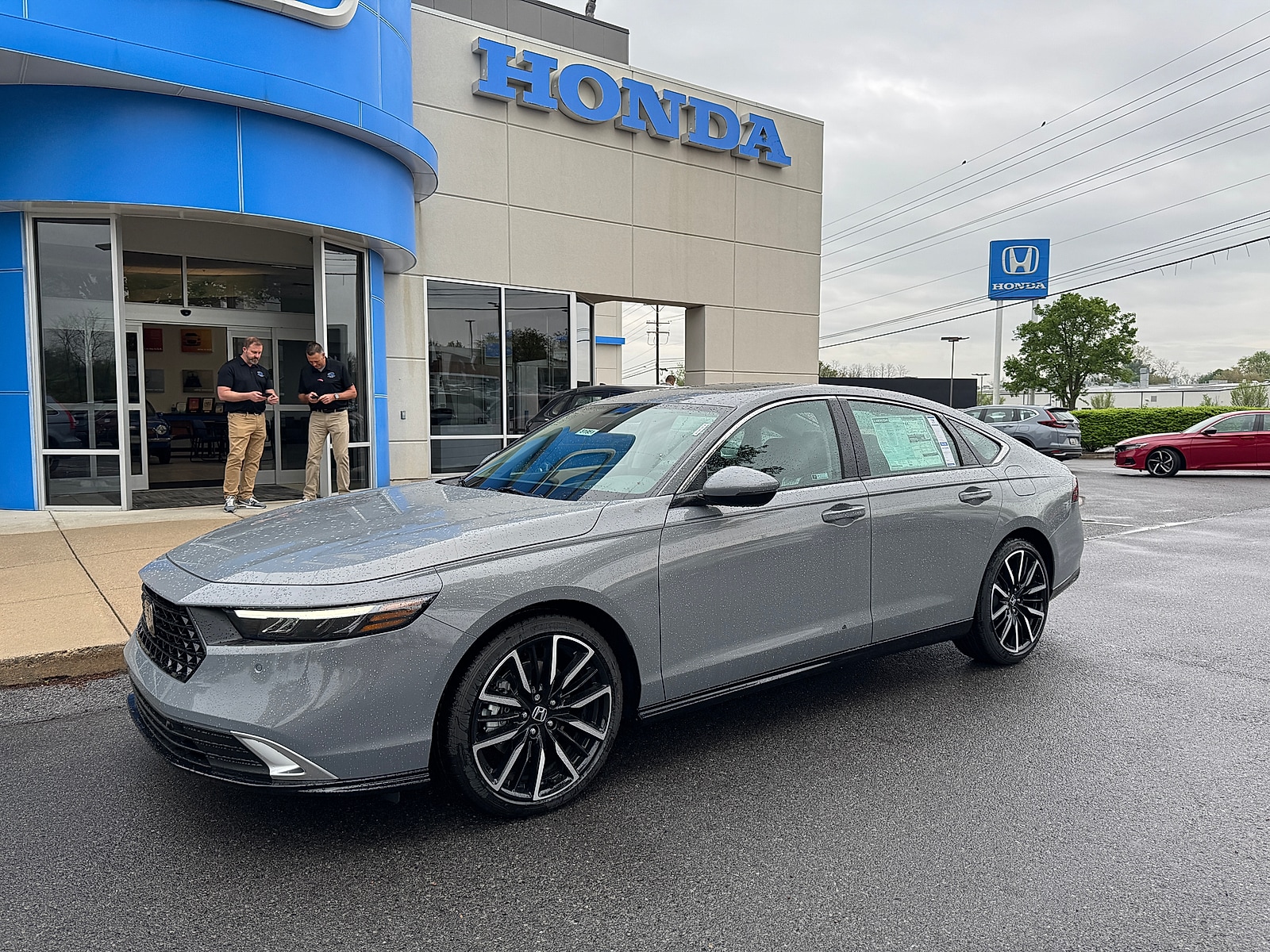 2025 Honda Accord Hybrid Touring's photo